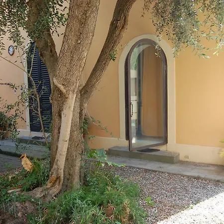 Arena Alfieri Bed & Breakfast Livorno