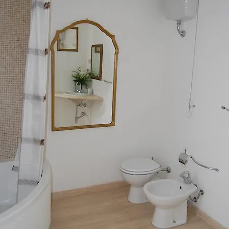 Arena Alfieri Bed & Breakfast