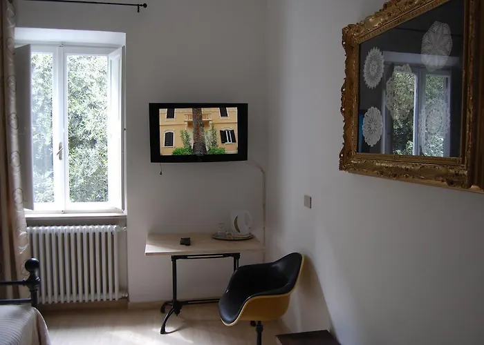 ベッド・アンド・ブレックファスト Arena Alfieri