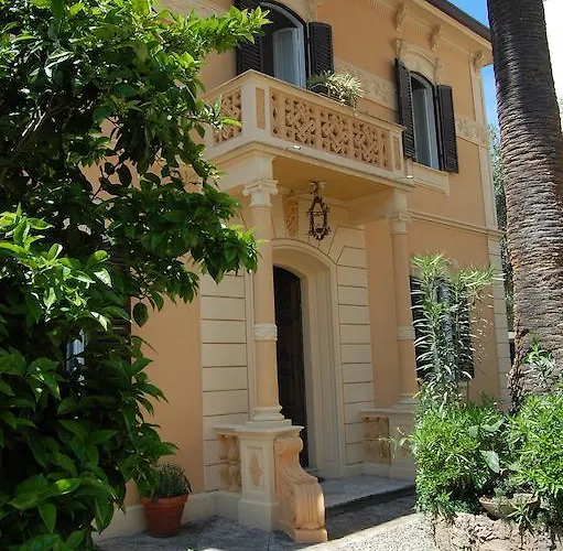 Arena Alfieri ベッド・アンド・ブレックファスト リヴォルノ